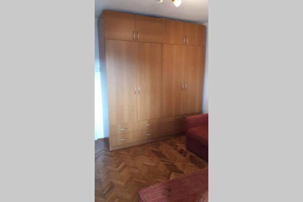 Cosy 2-Bedroom Apartment With An Amazing Panorama 데바 외부 사진